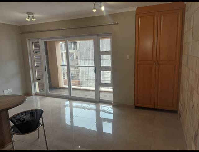 1 BEDROOM APARTMENT TO LET IN UMHLANGA RIDGE